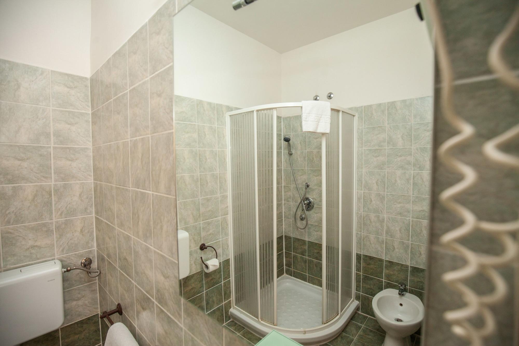Hotel Giulietta E Romeo Касал Палоко Екстериор снимка