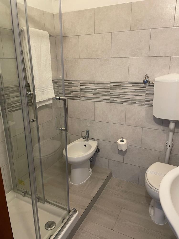 Hotel Giulietta E Romeo Касал Палоко Екстериор снимка