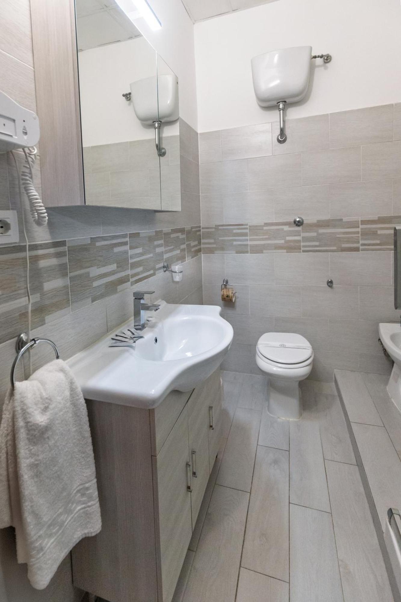Hotel Giulietta E Romeo Касал Палоко Екстериор снимка